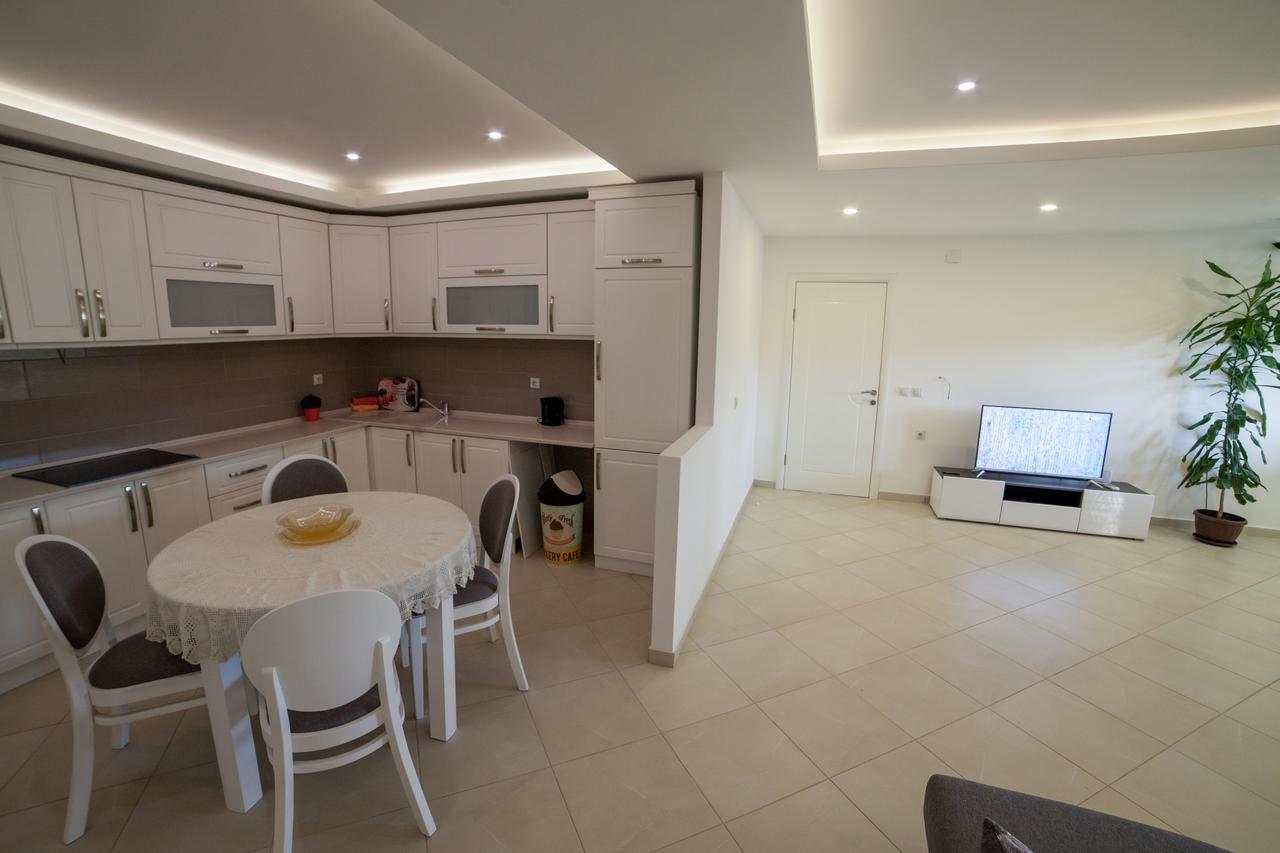 Apartments Rex 울친 외부 사진